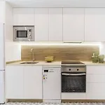 Bs Brand New Triplex Private Terrace Downtown Parking