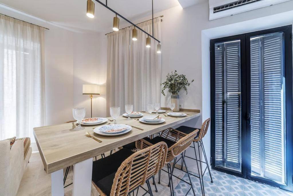 Bs Brand New Triplex Private Terrace Downtown Parking Appartement Séville